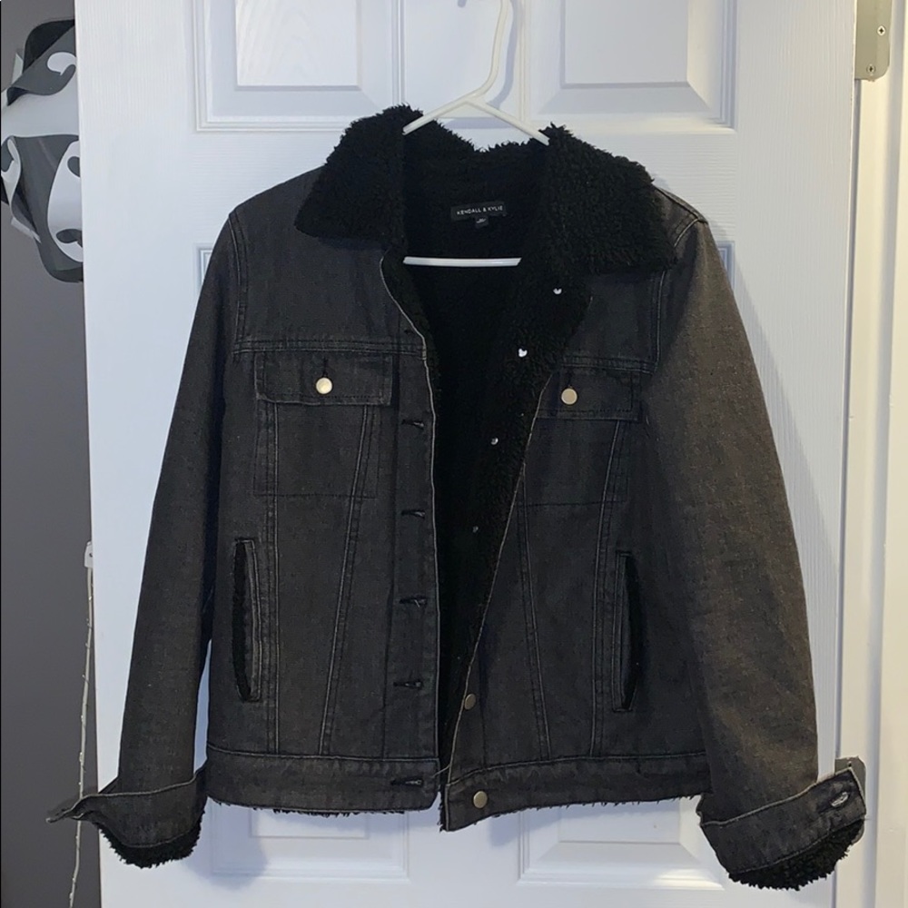 KENDALL & KYLIE fur jean jacket!